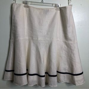Lauren Ralph Lauren Off-White Linen Skirt with Navy Trim, size 20W.
